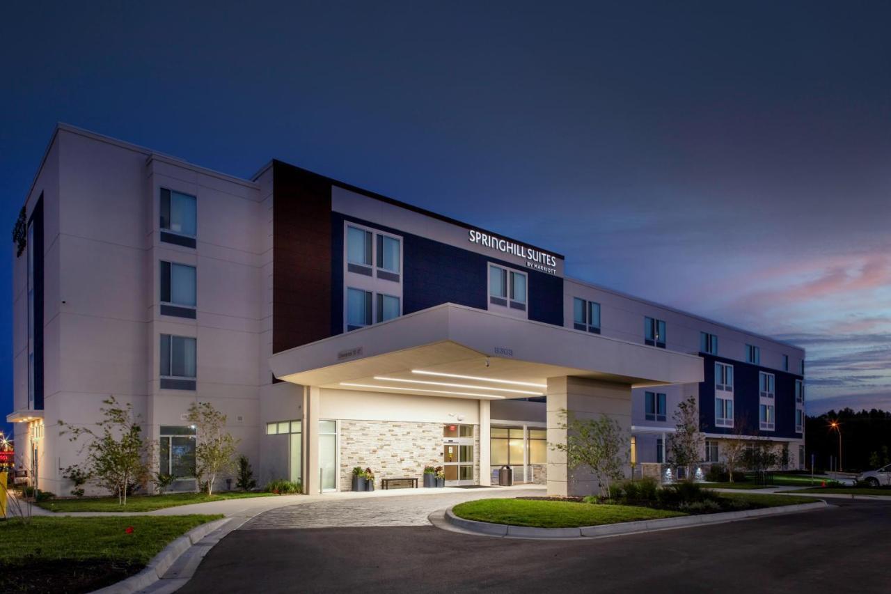 Springhill Suites Kansas City Airport Exterior foto