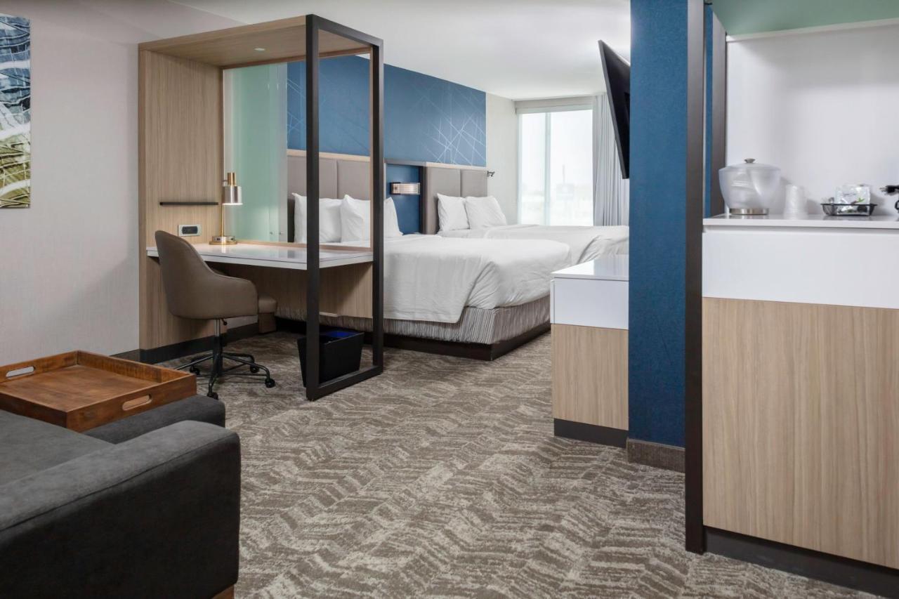 Springhill Suites Kansas City Airport Exterior foto